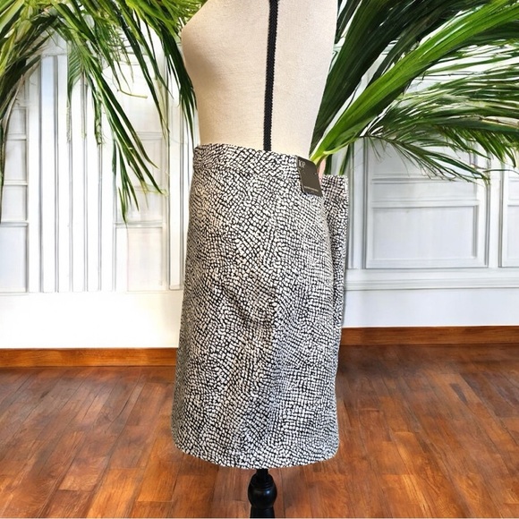 NWT Banana Republic Petite Pencil Skirt – Size 10P - Corpcore / Office Siren - Picture 3 of 14